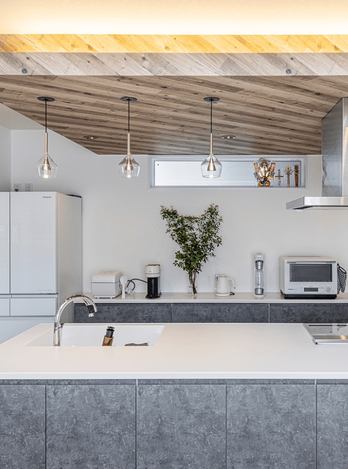 住まいのことを考え続けて40年、住む⽅以上の気持ちで家を建てます。