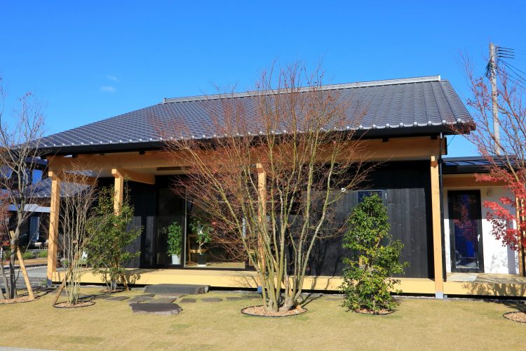 平屋に合う屋根とは?おしゃれな外観や失敗しない選び方を紹介します