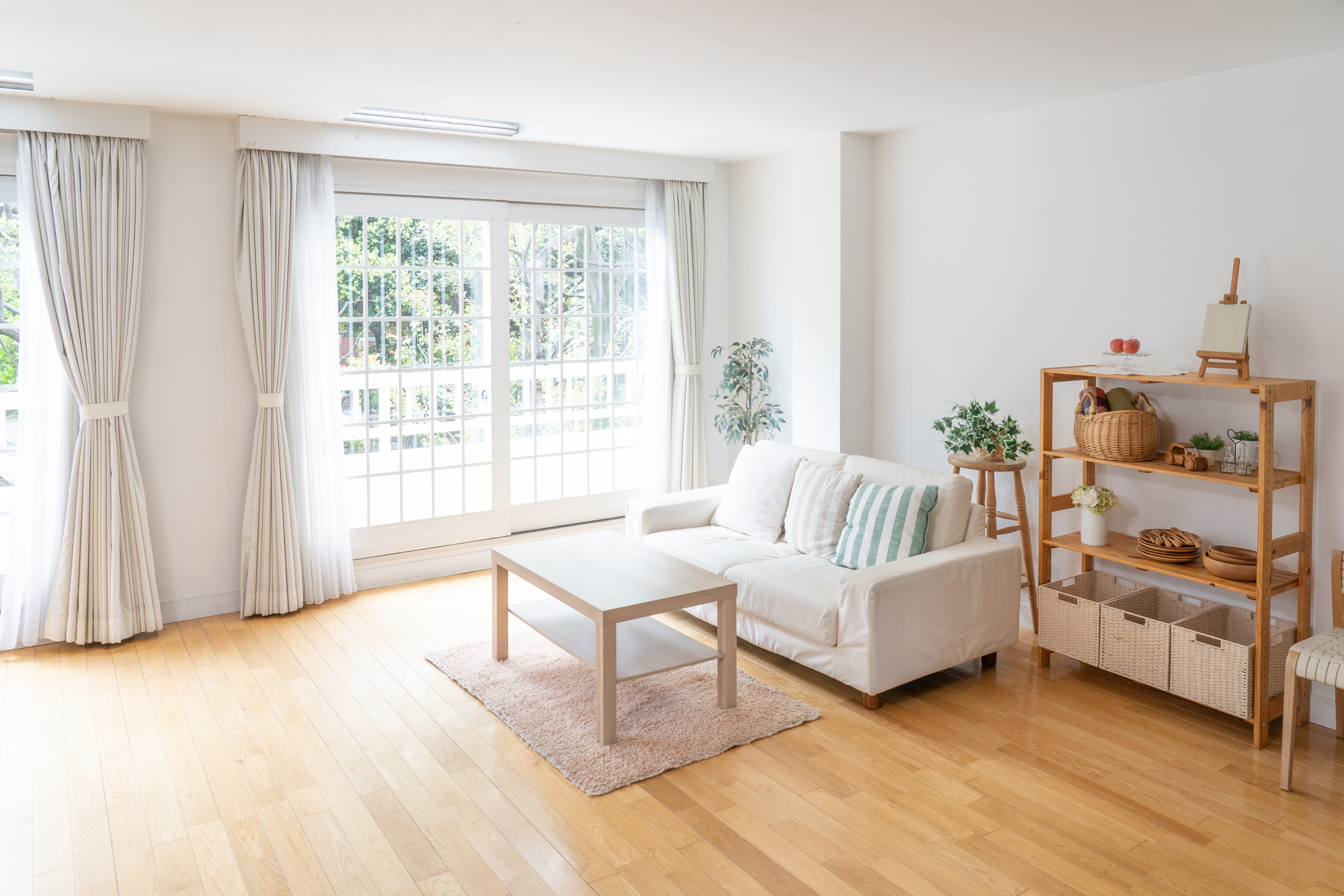 ナチュラルな内装とは？