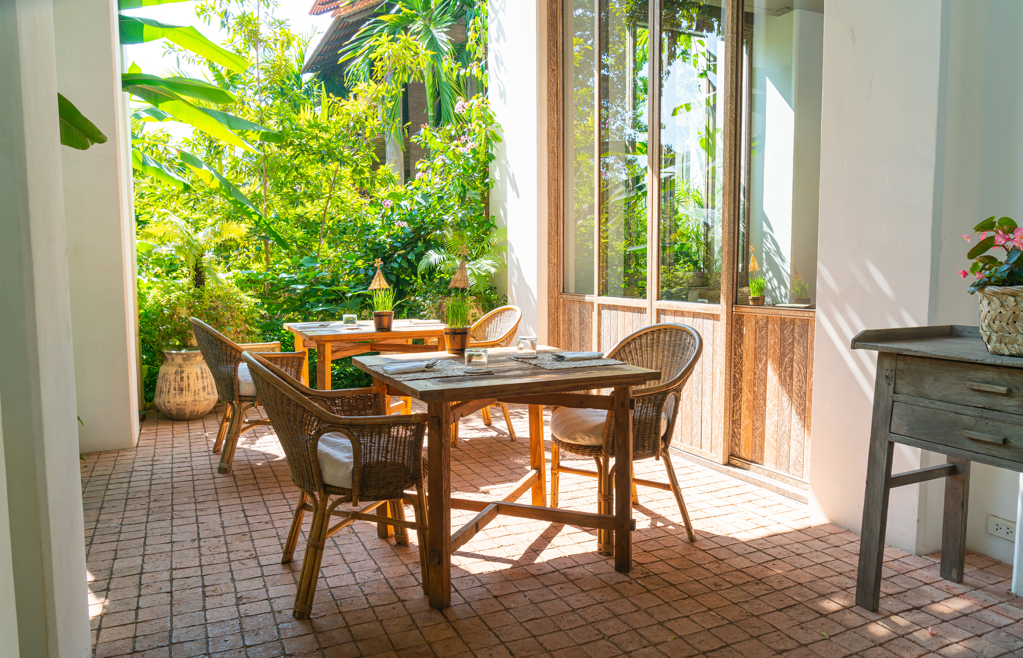 テラスのある家の画像