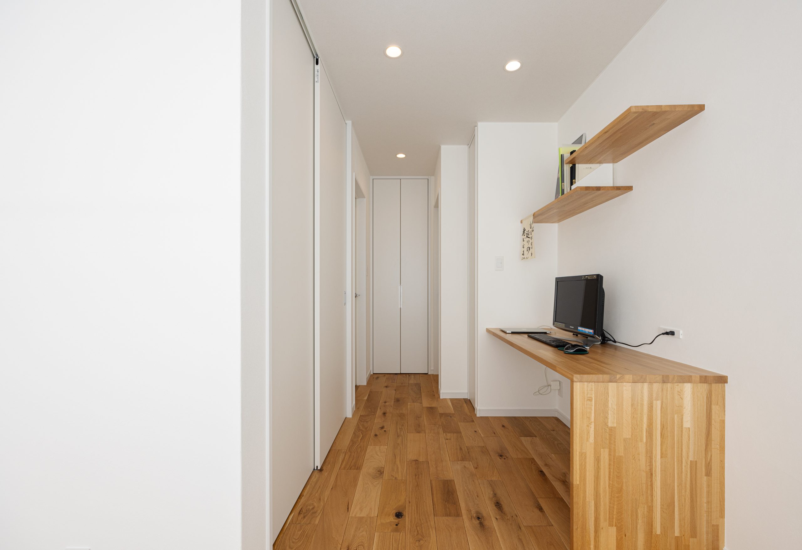廊下を利用したワークスペース