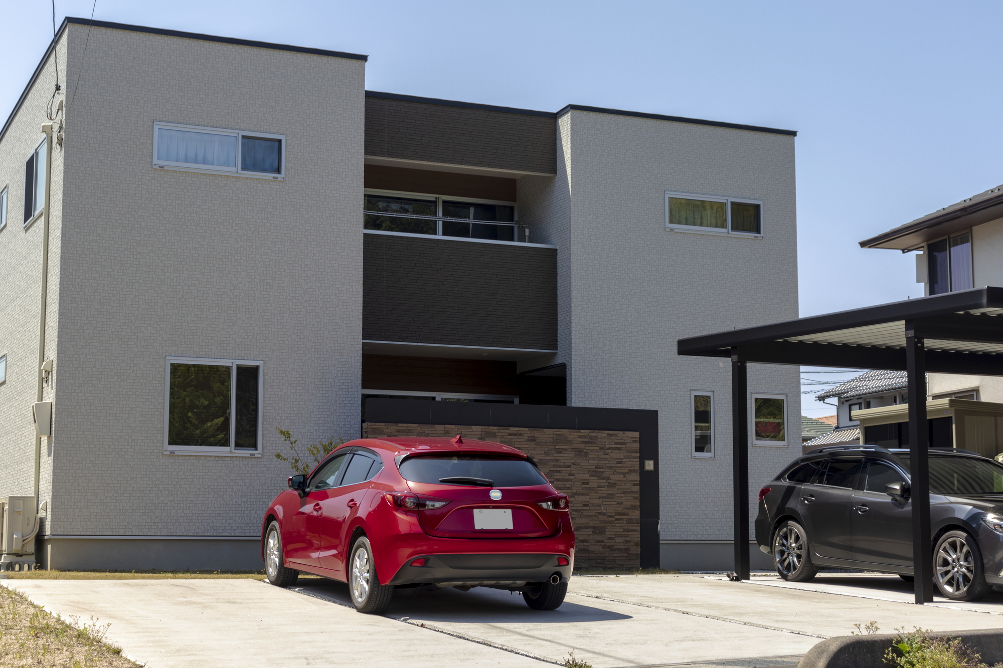 新築時にカーポートを設置するメリット・デメリットとは