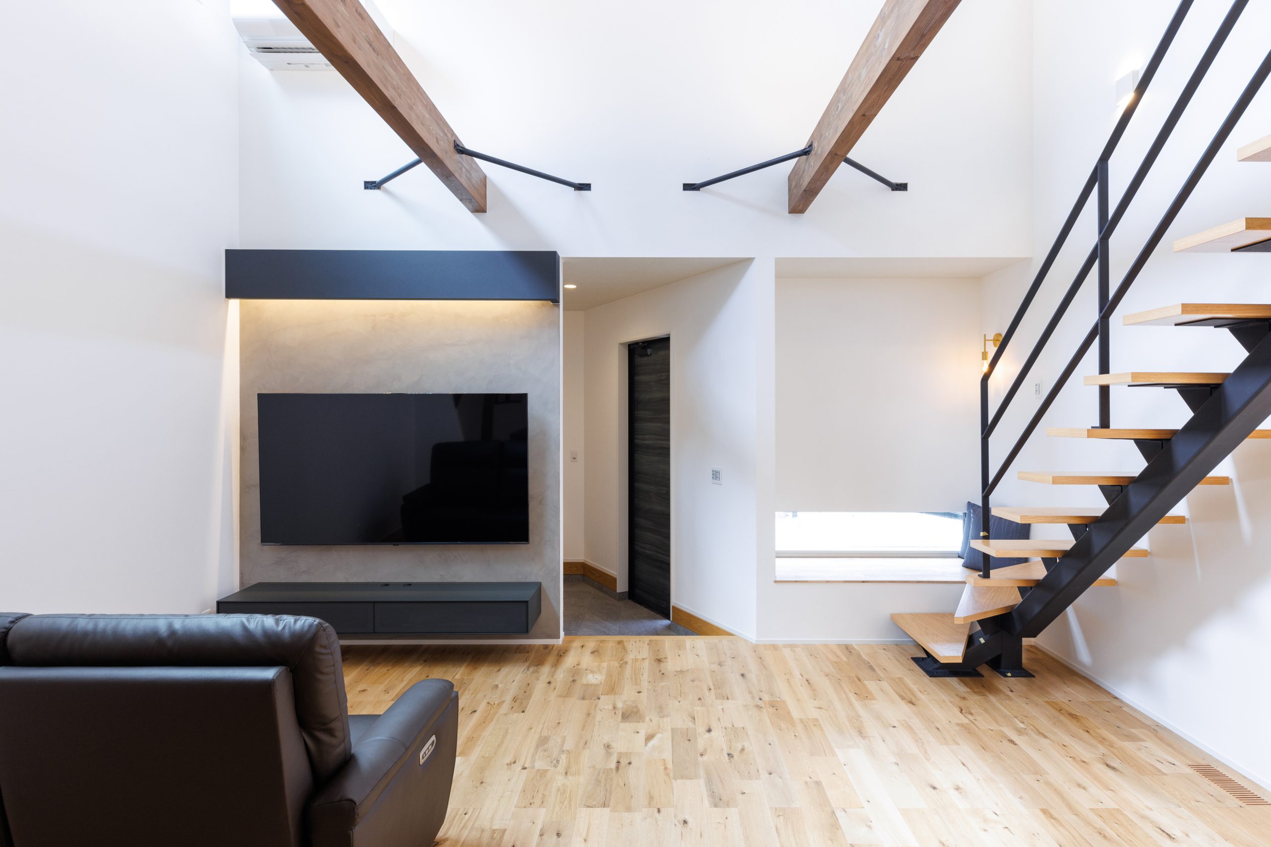 大人かっこいいリビングルーム