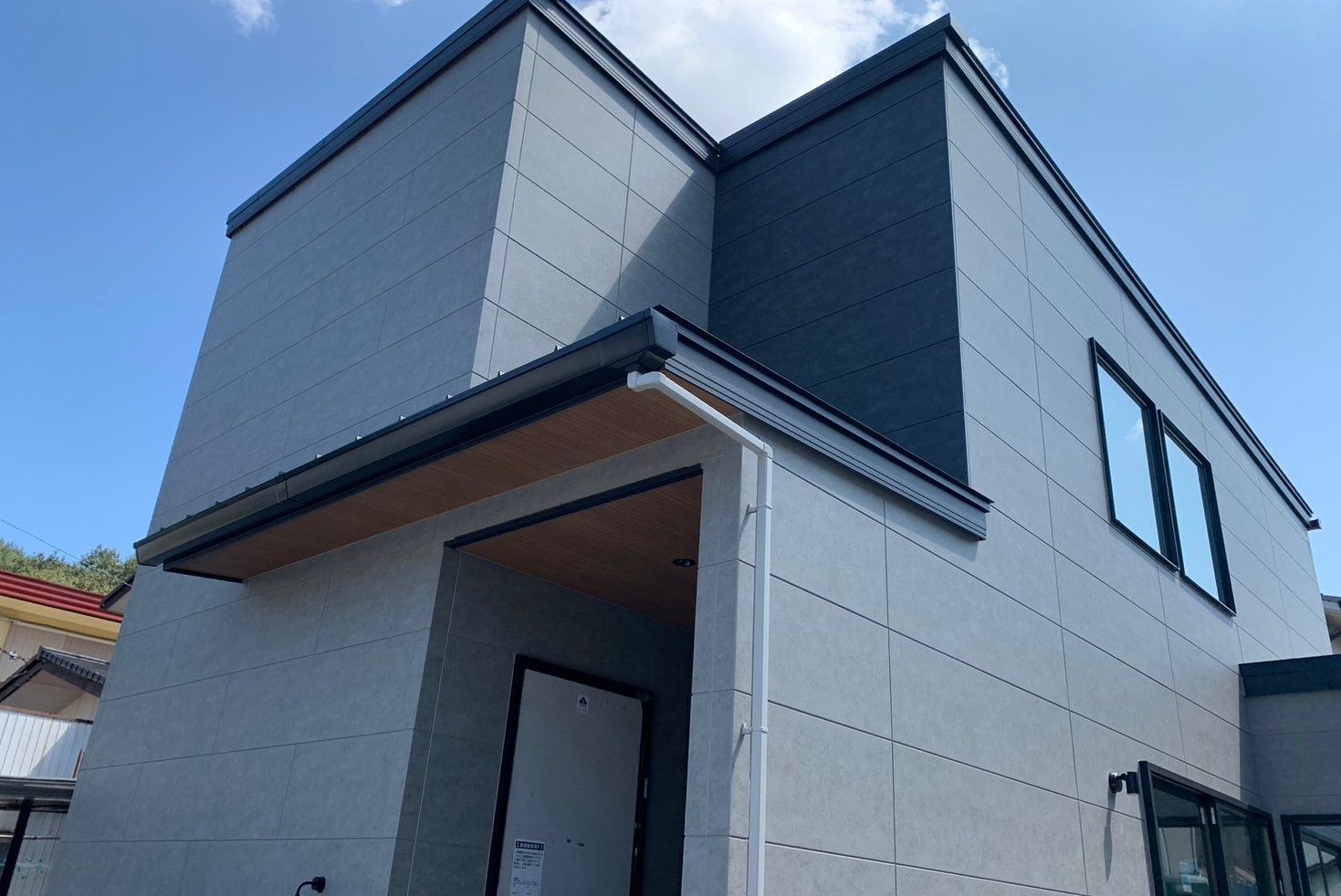 【完成お披露目会＠姫路市】吹き抜けリビングを採用した 開放的なLDKのある住まい