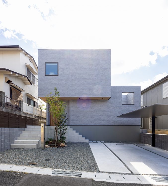 第2位:家族と繋がりつつプライベートも楽しめる中庭があるお家